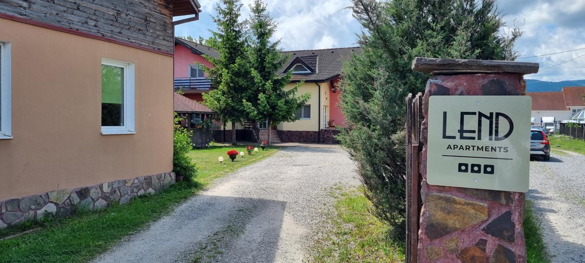 Lend Apartment Miercurea Ciuc Exterior foto
